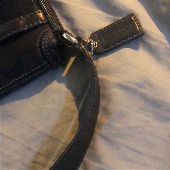 Coach - Picture 3 of 15